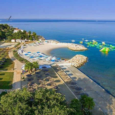 Apartments Leon Пореч Екстериор снимка