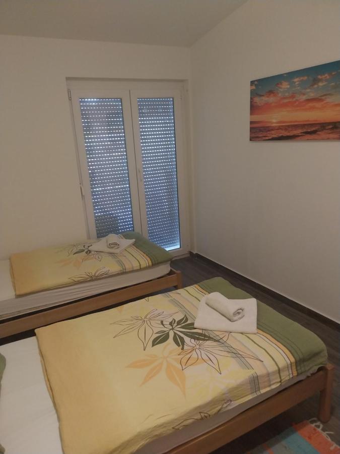 Apartments Leon Пореч Екстериор снимка