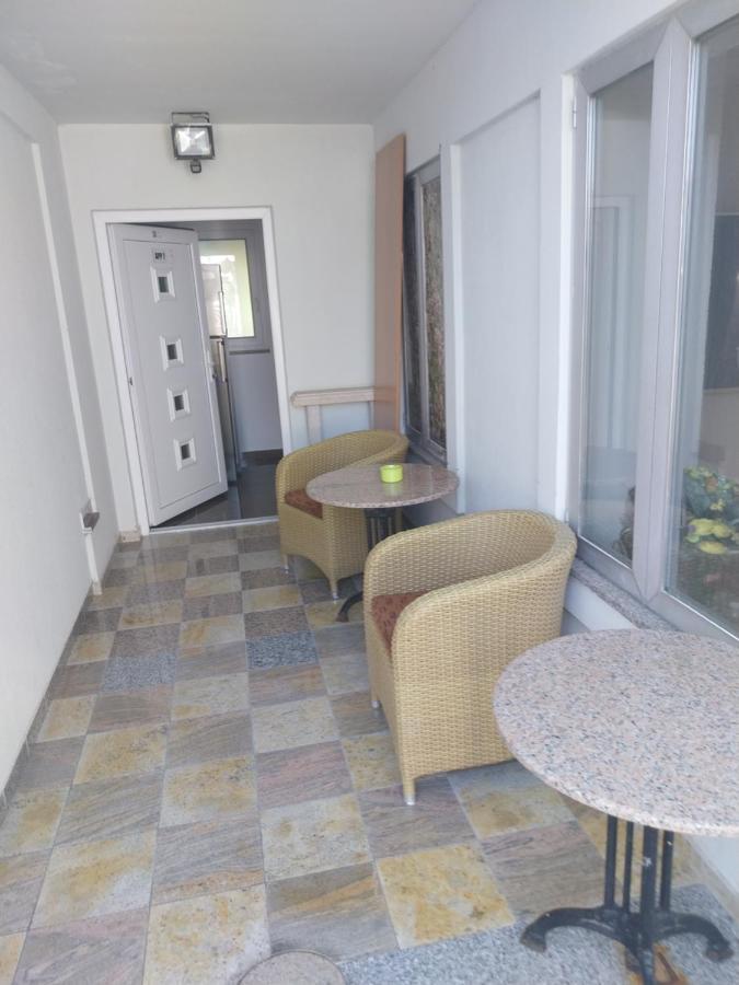Apartments Leon Пореч Екстериор снимка