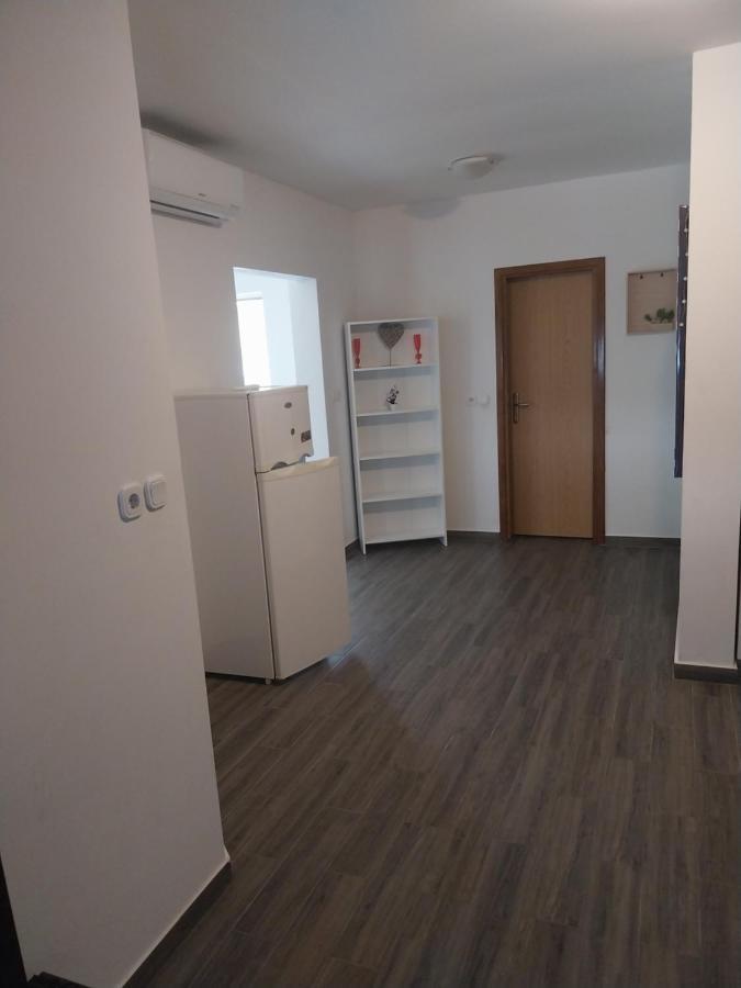 Apartments Leon Пореч Екстериор снимка