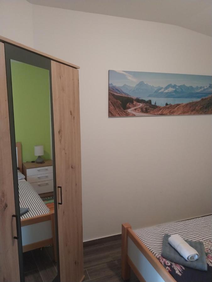 Apartments Leon Пореч Екстериор снимка
