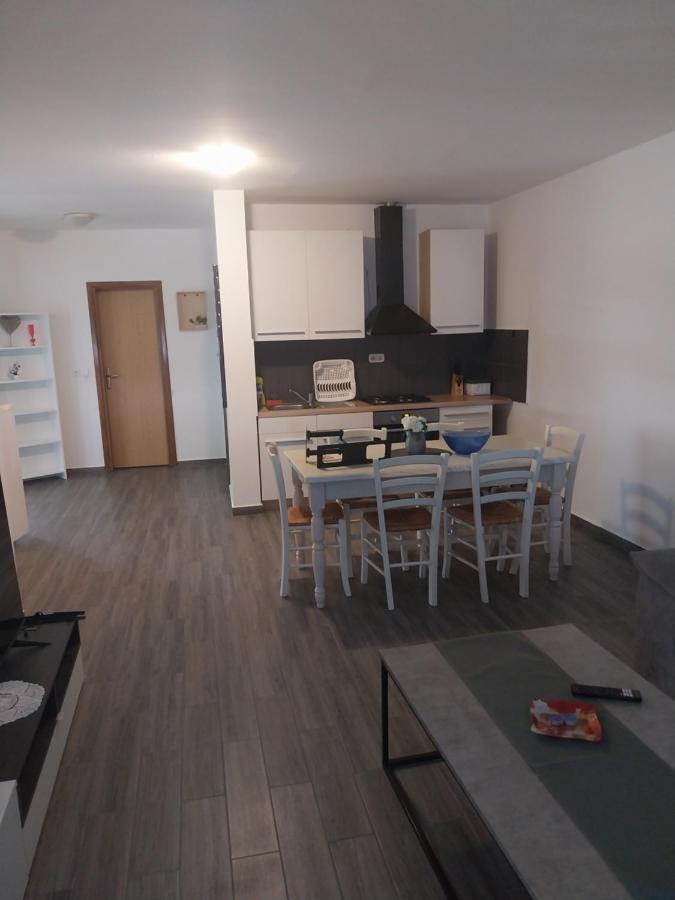 Apartments Leon Пореч Екстериор снимка