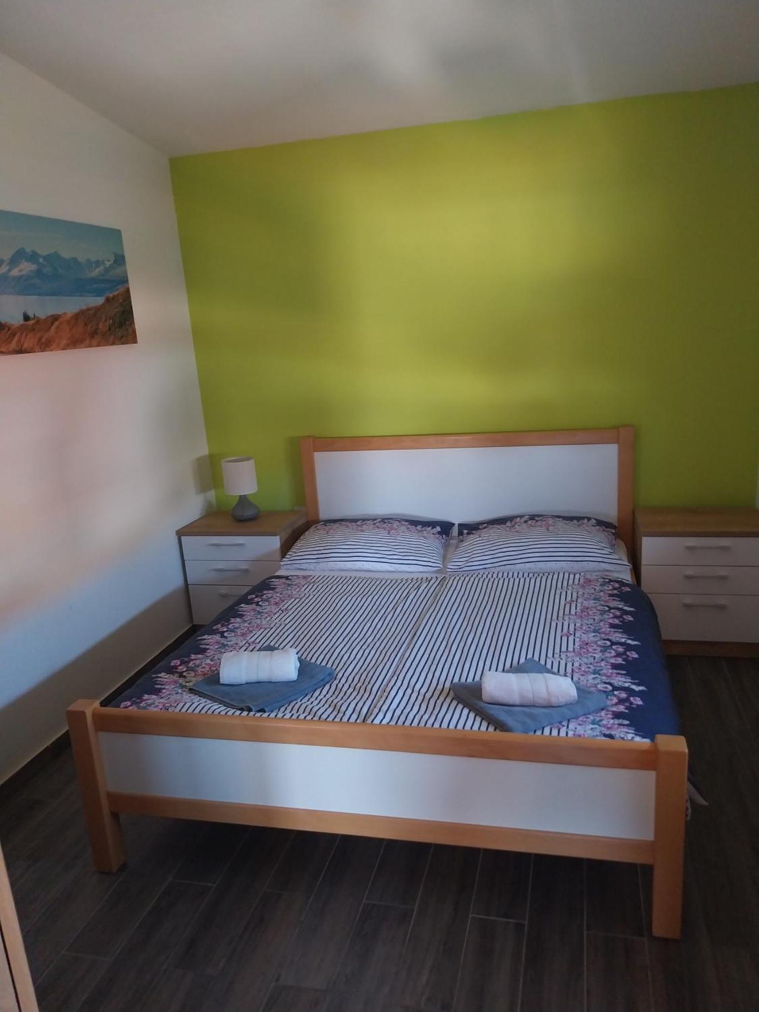 Apartments Leon Пореч Екстериор снимка